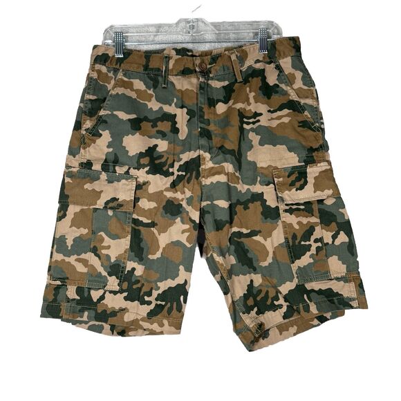 Levis Shorts Mens 32 Tan Green Camo Casual Cargo Rugged Constructed Utility - Picture 1 of 9